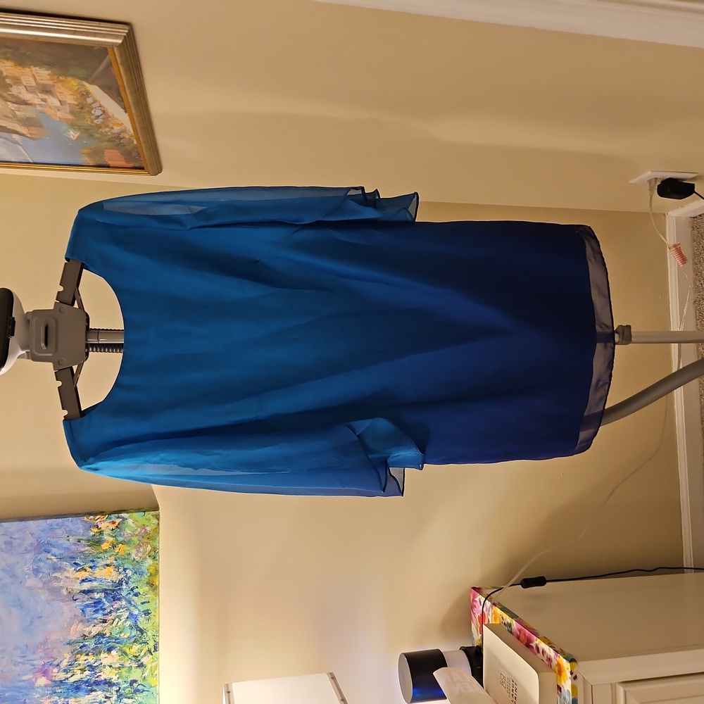 Tahari sheath dress. Ombre blue.
